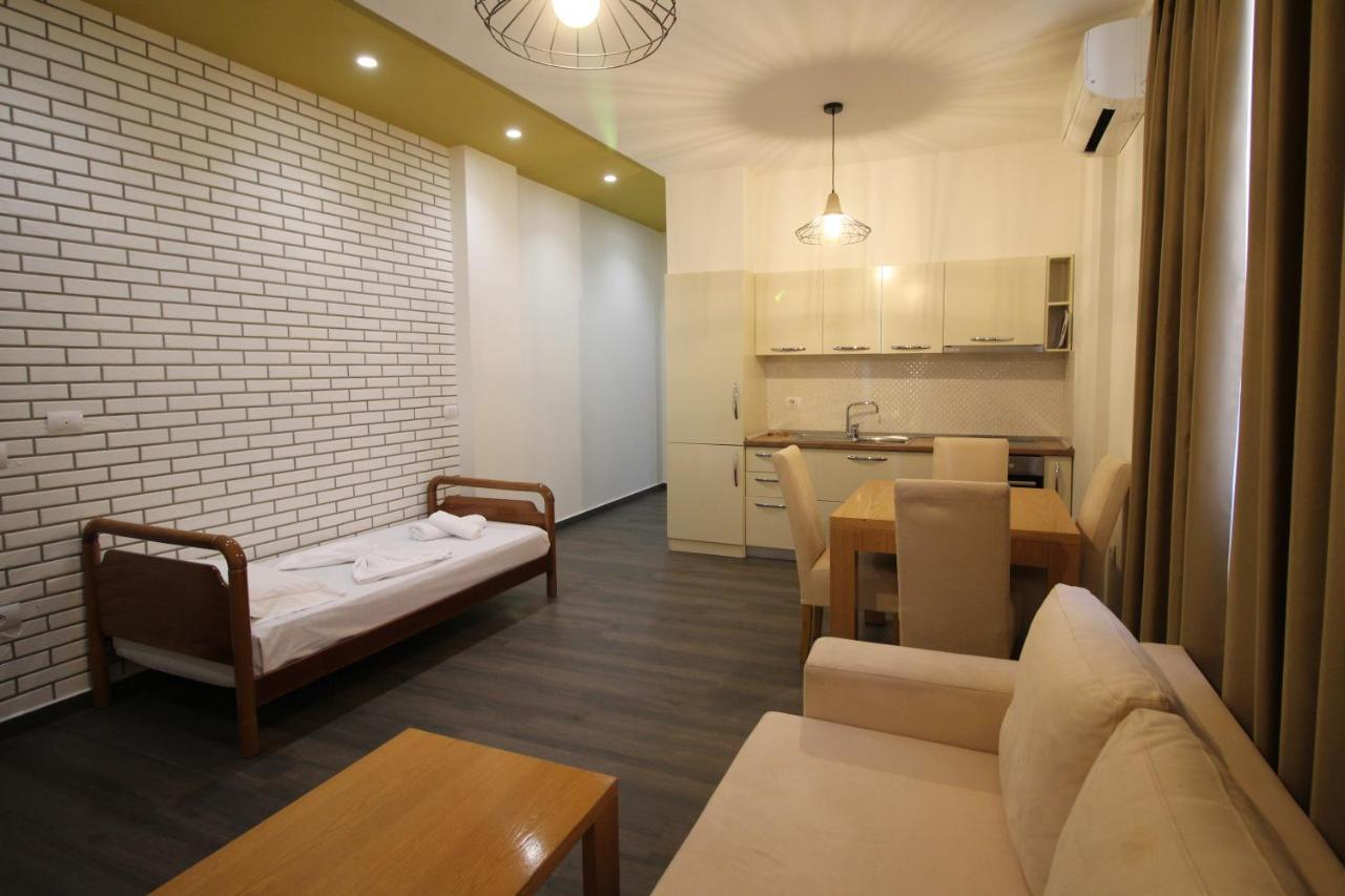 Sunrise Luxury Apartments ซารานเดอ ภายนอก รูปภาพ