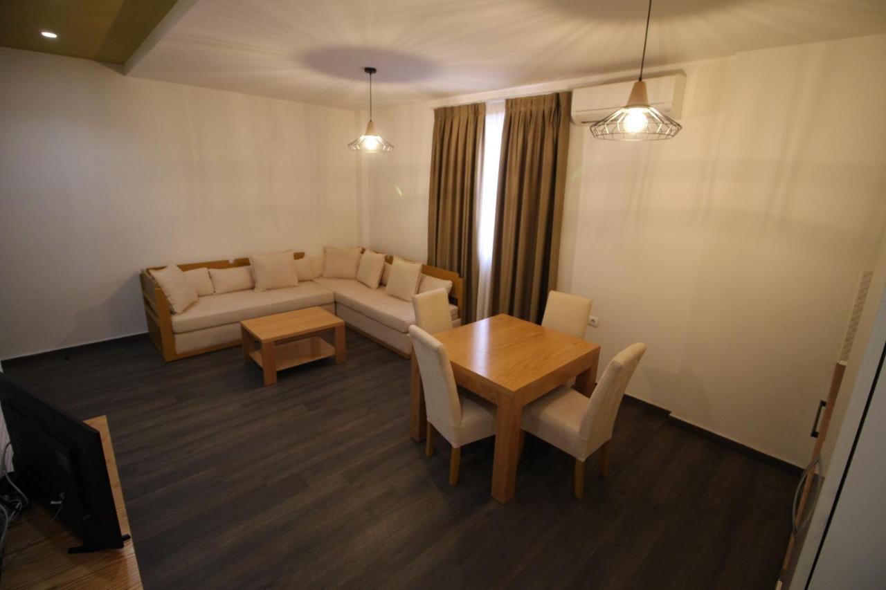 Sunrise Luxury Apartments ซารานเดอ ภายนอก รูปภาพ
