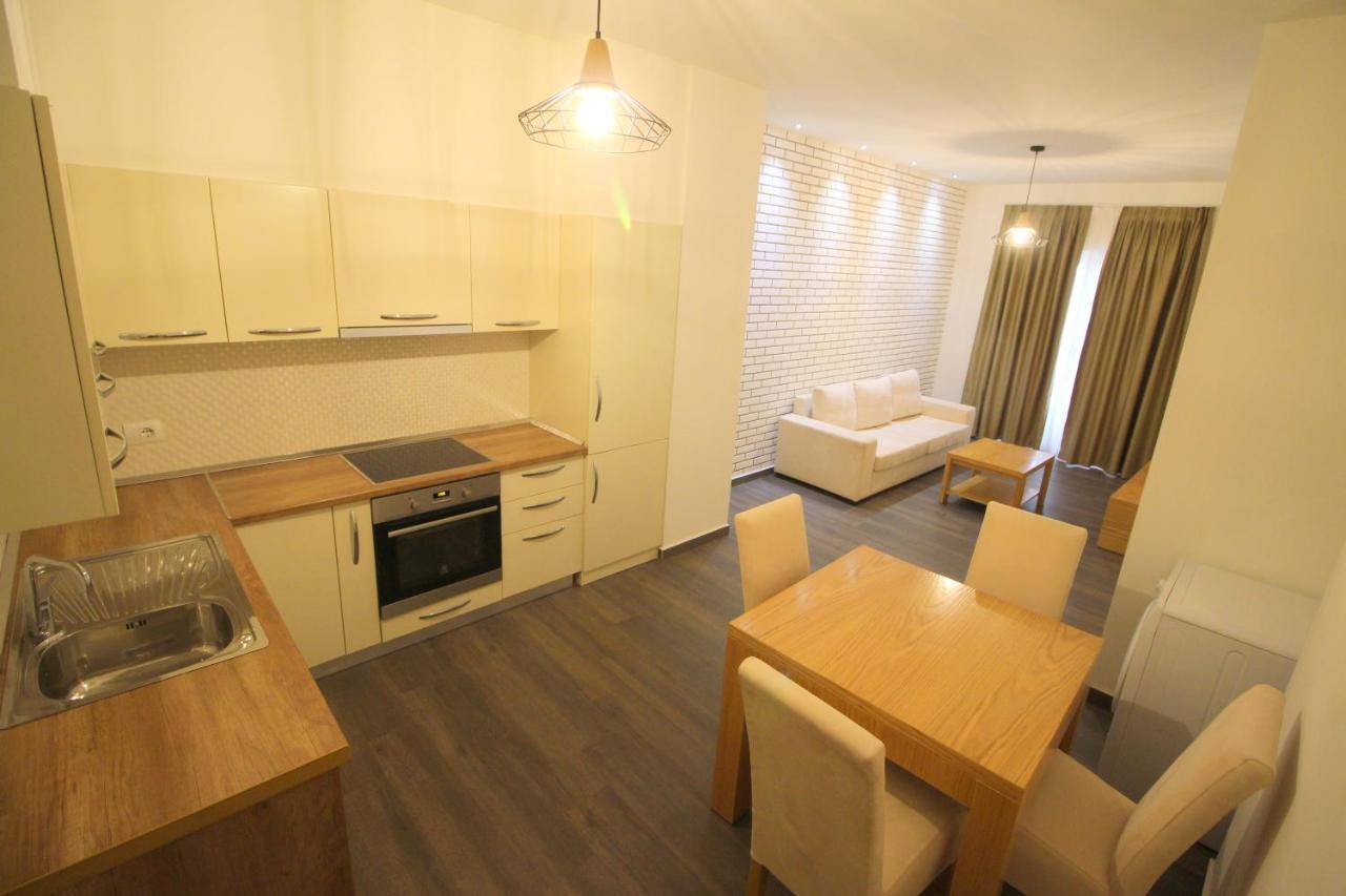 Sunrise Luxury Apartments ซารานเดอ ภายนอก รูปภาพ