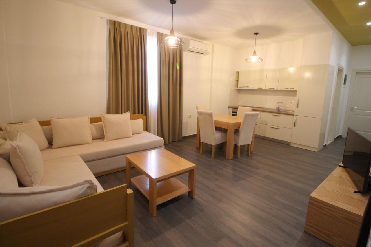Sunrise Luxury Apartments ซารานเดอ ภายนอก รูปภาพ