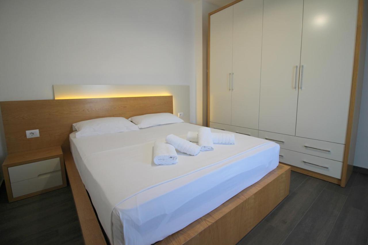 Sunrise Luxury Apartments ซารานเดอ ภายนอก รูปภาพ