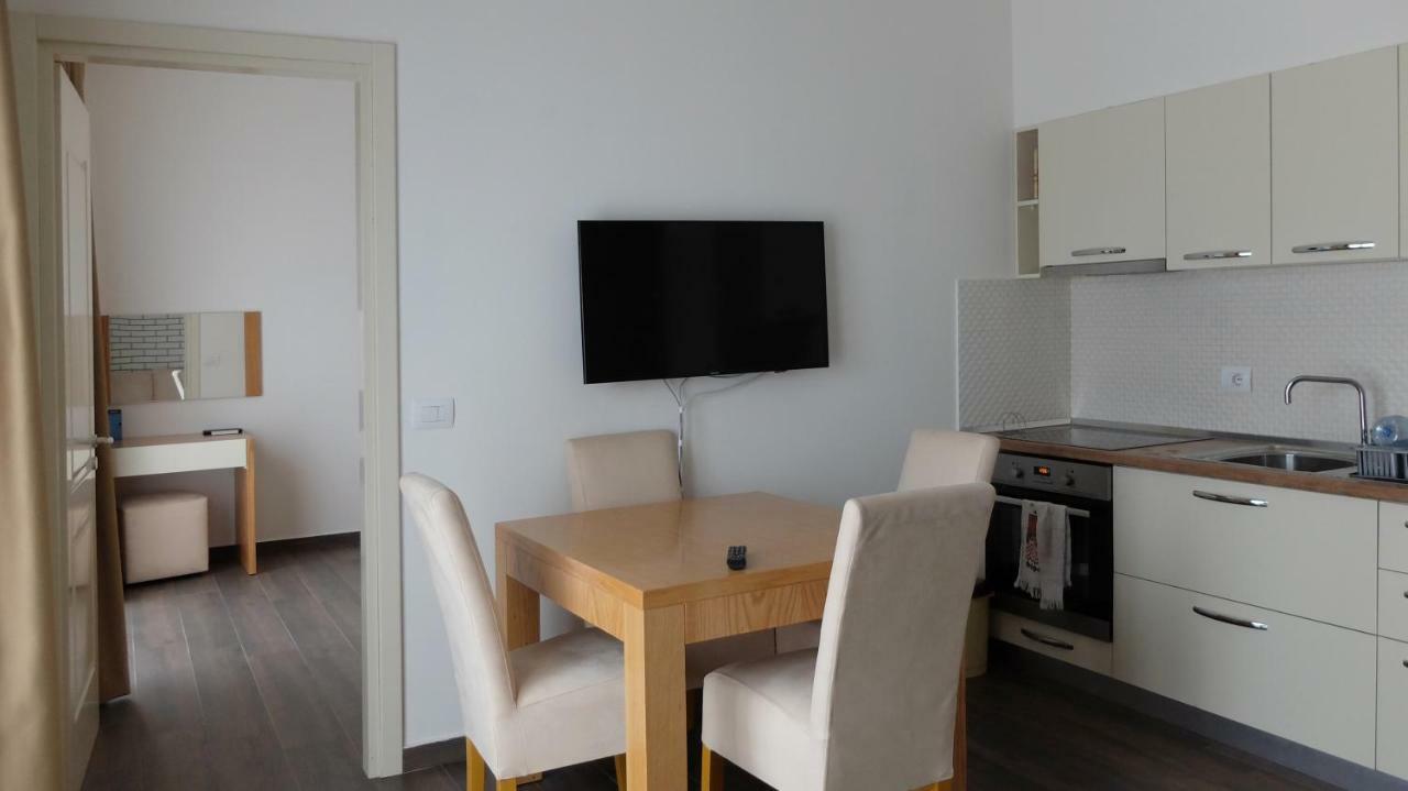 Sunrise Luxury Apartments ซารานเดอ ภายนอก รูปภาพ