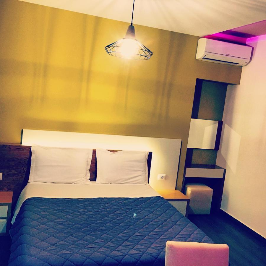 Sunrise Luxury Apartments ซารานเดอ ภายนอก รูปภาพ